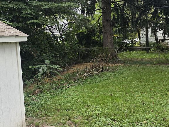 4th image of 1208 S Luick Ave