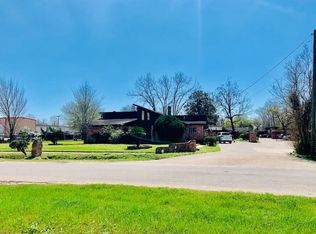 7012 Banyan St, Houston, TX 77028