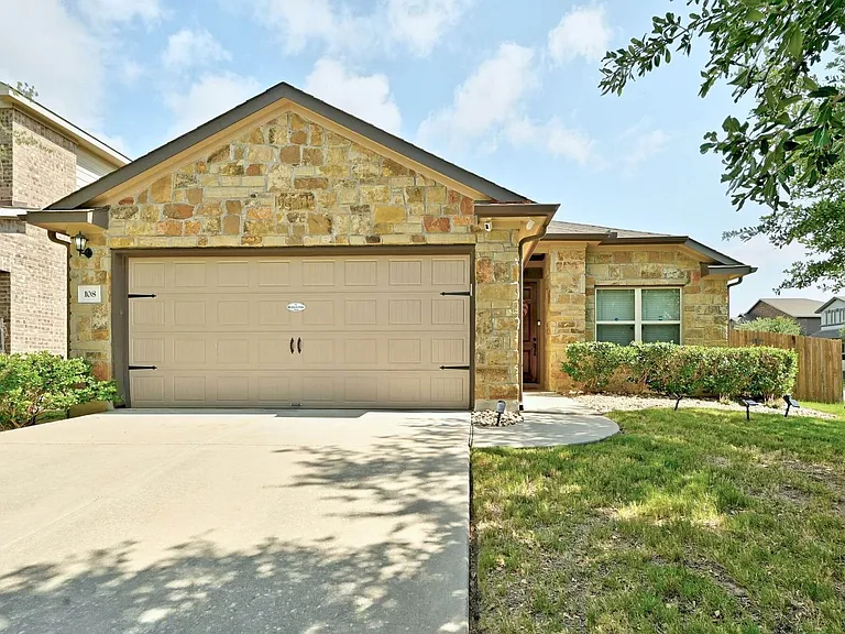 108 Brockston Dr — Photo 2