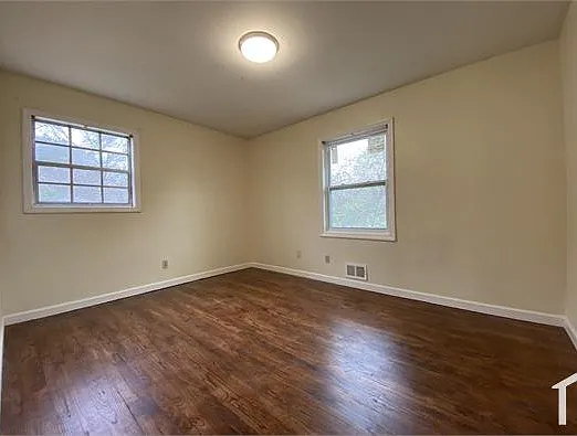 6031 Danbury Ct — Photo 12