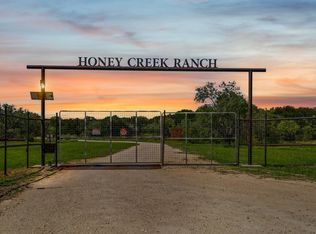 4462 Honey Creek Xing, Hico, TX 76457