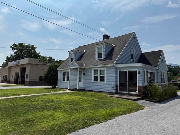 2nd image of 128 NorthSide Drive