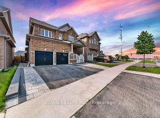 956 Greenhill Ave, Oshawa, ON L1K 0X9