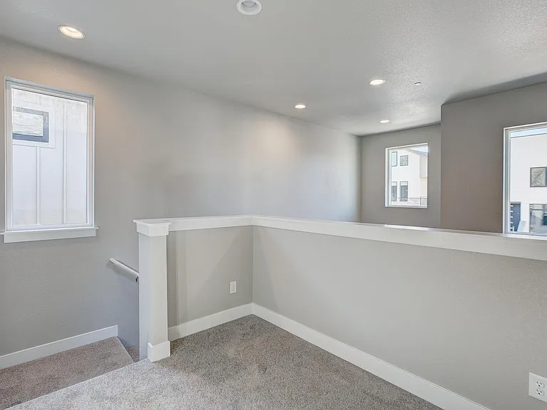 829 Cherokee Dr — Photo 22