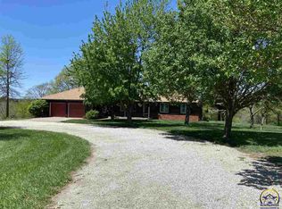 9120 SW 45th St, Topeka, KS 66610