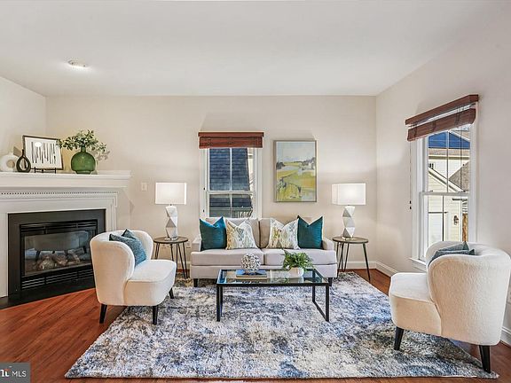 4th image of 664 Lake Varuna Mews