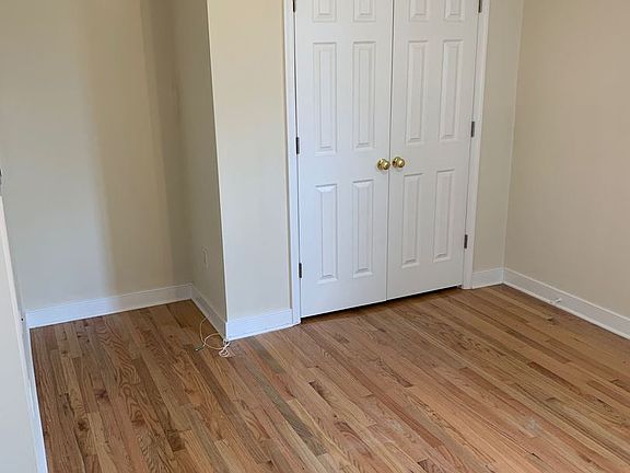 5th image of 3500 Grove Ave #13