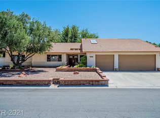 7440 Skylight Ln, Las Vegas, NV 89123