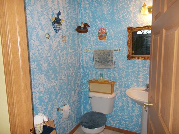 4th image of 610 Shepherds Dr Unit 4