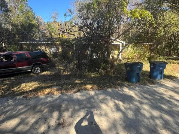 1066 Fred Ravenel Rd, Awendaw, SC 29429