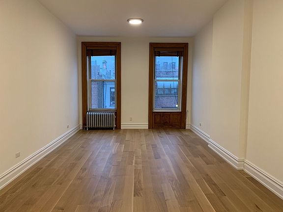 5th image of 58 W 70th St #3