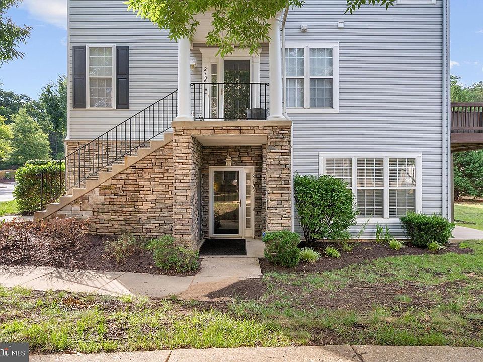 1st image of 2703 Oak Leaf Ct