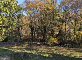 1-2 Mercer St, Harpers Ferry, WV 25425