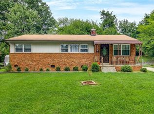 1617 Larkin St, High Point, NC 27262