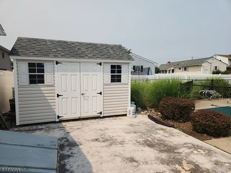112 Brentwood Rd — Photo 17