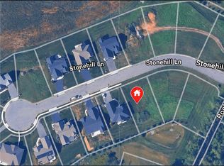 17 Stonehill Ln, Carlisle, PA 17015