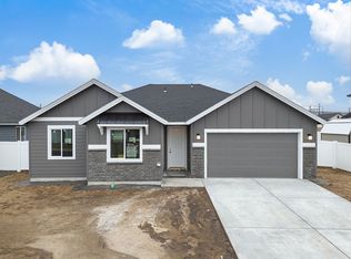 833 K St NE, Quincy, WA 98848