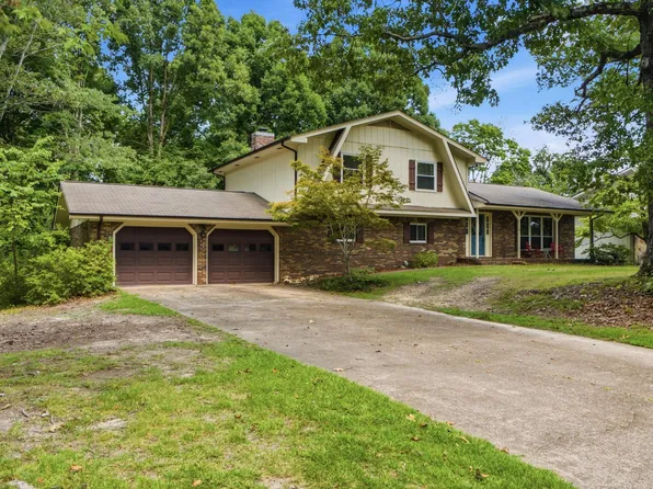 2407 Cedar Creek Dr, Chattanooga, TN 37421