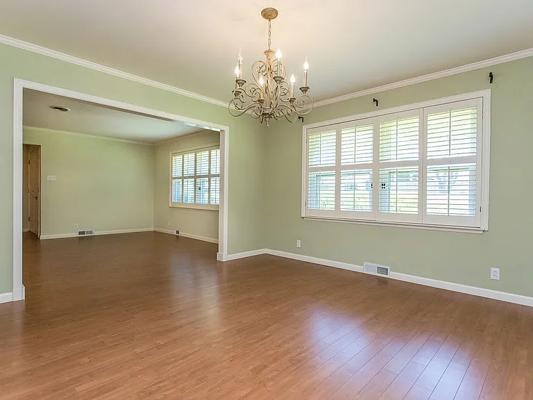 4225 Reaumur Dr — Photo 9