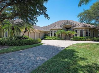 1719 Persimmon Dr, Naples, FL 34109