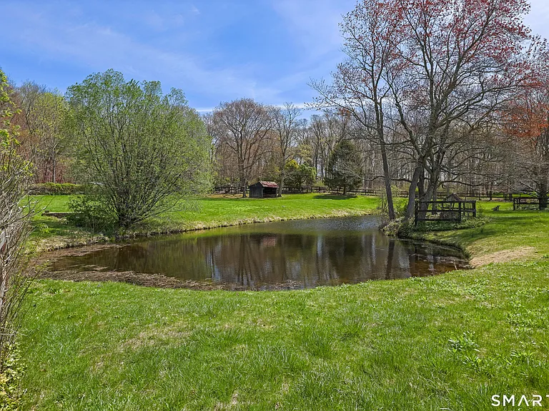 2 Race Hill Rd — Photo 35
