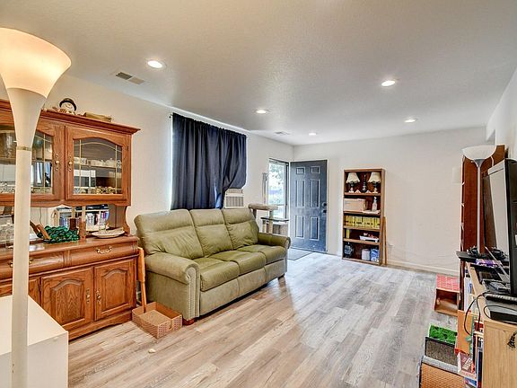4th image of 2211 C St NW