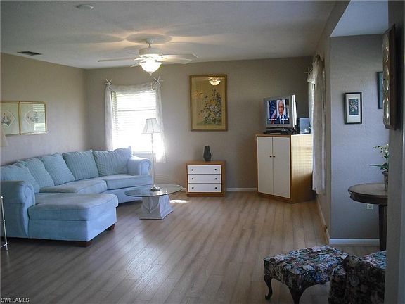 3rd image of 5598 Hamlet Ln