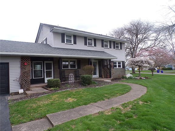 2nd image of 11 Lynnwood Dr