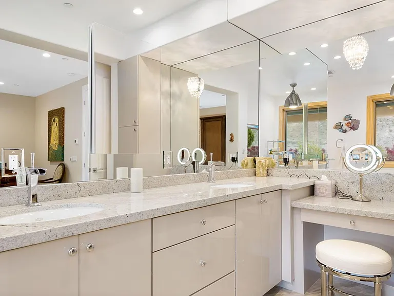 45711 Edgehill Dr — Photo 13