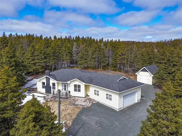 7-9 Frost's Lane, North River, NL A0A3C0