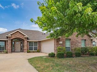 130 Parks Branch Rd, Red Oak, TX 75154