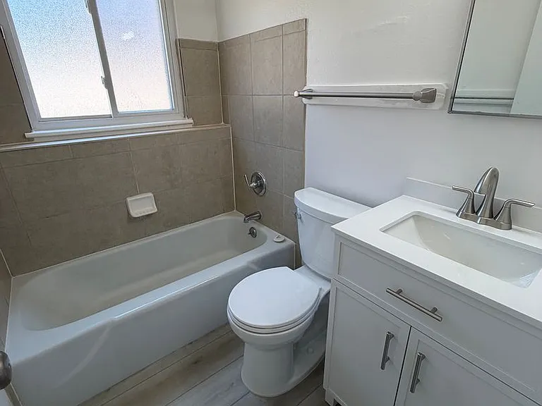 1809 Earlyview Ct — Photo 14