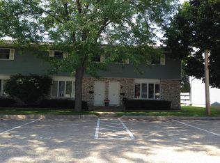 1284 Sunfield St, Sun Prairie, WI 53590