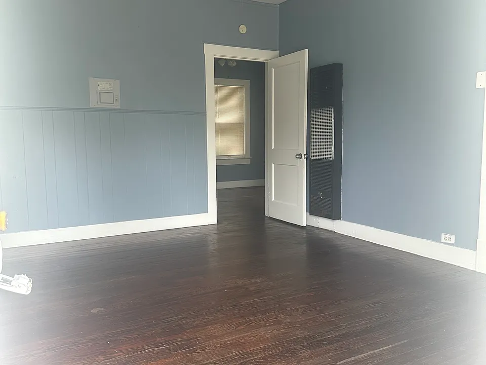 310 Adele St #310
