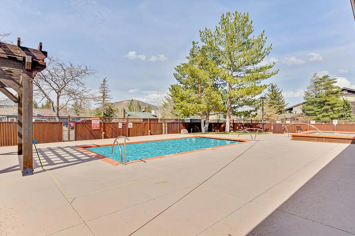 Building Photo - 2105 Prospector Ave #208