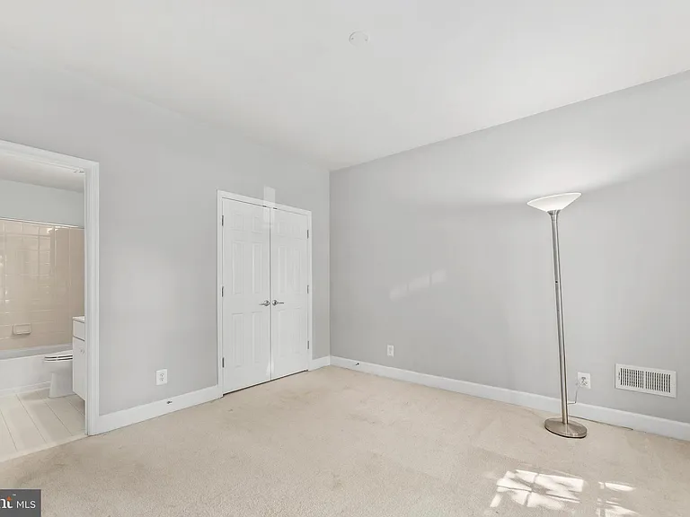 14873 Potomac Branch Dr — Photo 12