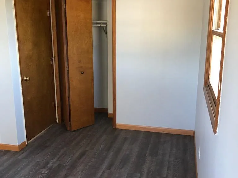 570 Drom Ct #E — Photo 6