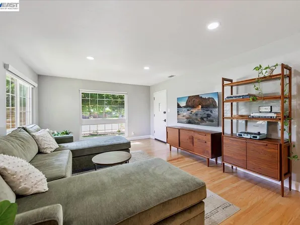 168 Albatross Ave, Livermore, CA 94551