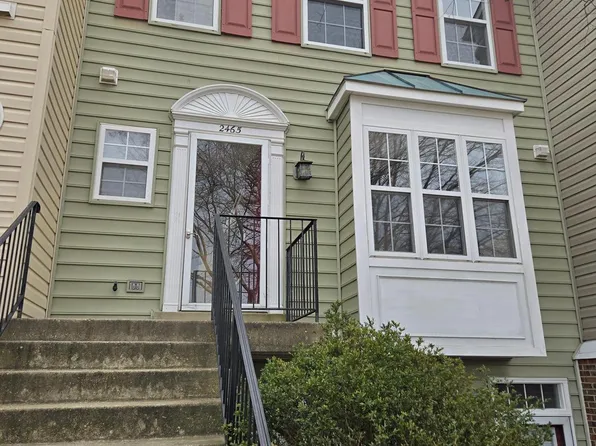 2465 Wentworth Dr, Crofton, MD 21114