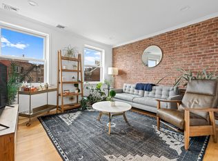 464 Hanover St #9A, Boston, MA 02113
