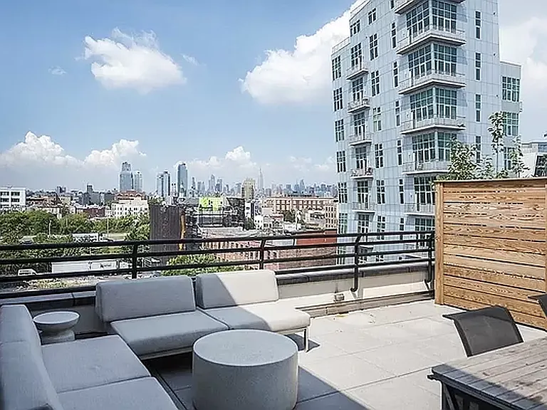 66 Ainslie St #5B — Photo 10