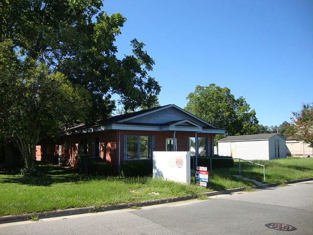 2nd image of 506 East 22nd Street