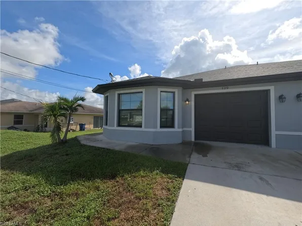 131 Gilbert Ave S, Lehigh Acres, FL 33973