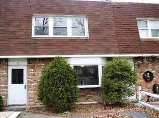 66 Sarah Ln, Middletown, NY 10941