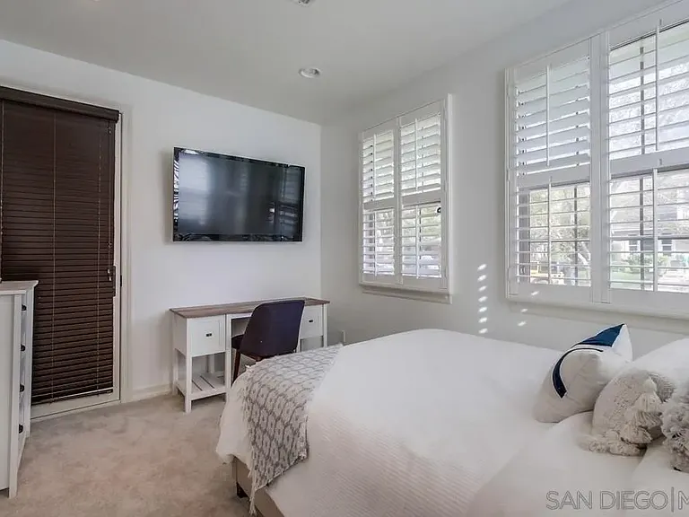 15562 Bristol Ridge Ter — Photo 25