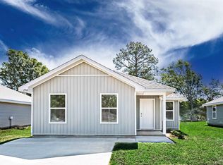 2561 Sutton Place Dr, Cantonment, FL 32533