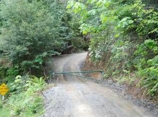 1735 Dyerville Loop Rd, Redcrest, CA 95569