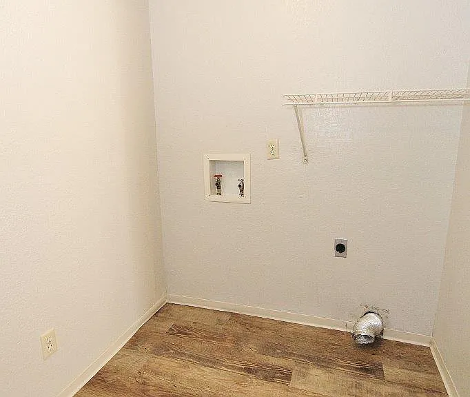 4833 W Targee St — Photo 4
