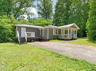 779 11th Ave SE, Graysville, AL 35073