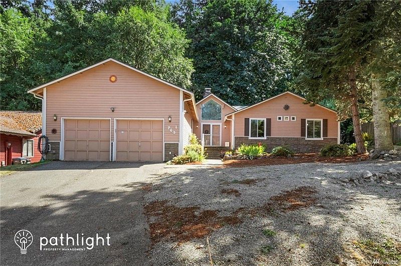 1st image of 769 NE Woods Pl